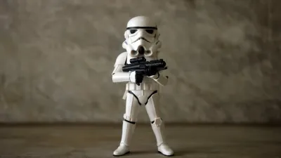 सपने में बंदूक चलाना का मतलब | Sapne Me Bandook Chalana Dream Meaning (5 व्याख्याएँ)