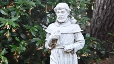 सादगी, करुणा और आध्यात्मिकता का प्रतीक: संत फ्रांसिस ऑफ़ असिसी के जीवन का चक्र