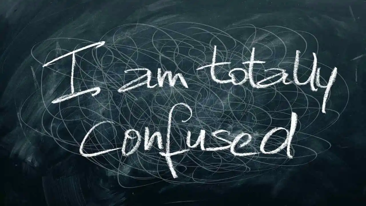 न्यूनतमवादी जीवनशैली (Minimalism) के लाभ: सरलता, संतुलन और शांति पाने का आसान तरीका [Complete Guide]