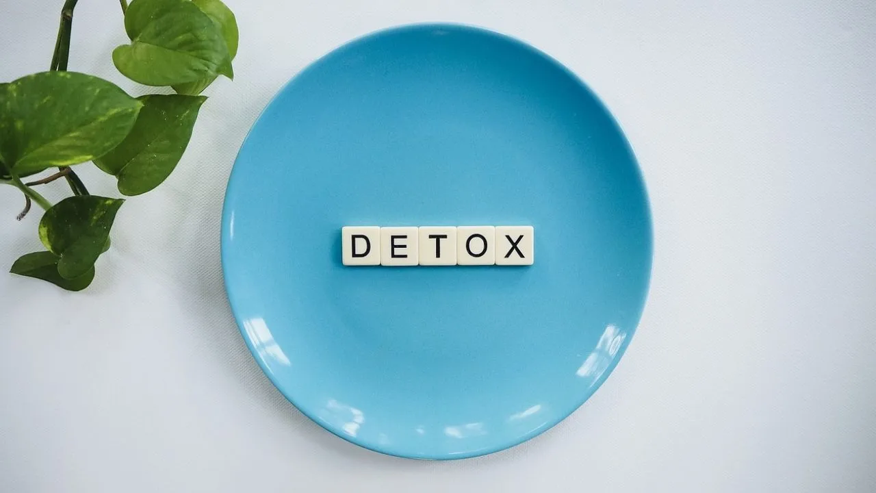 फोन रखो, जिंदगी उठाओ: डिजिटल डिटॉक्स गाइड! What is Digital Detox in Hindi